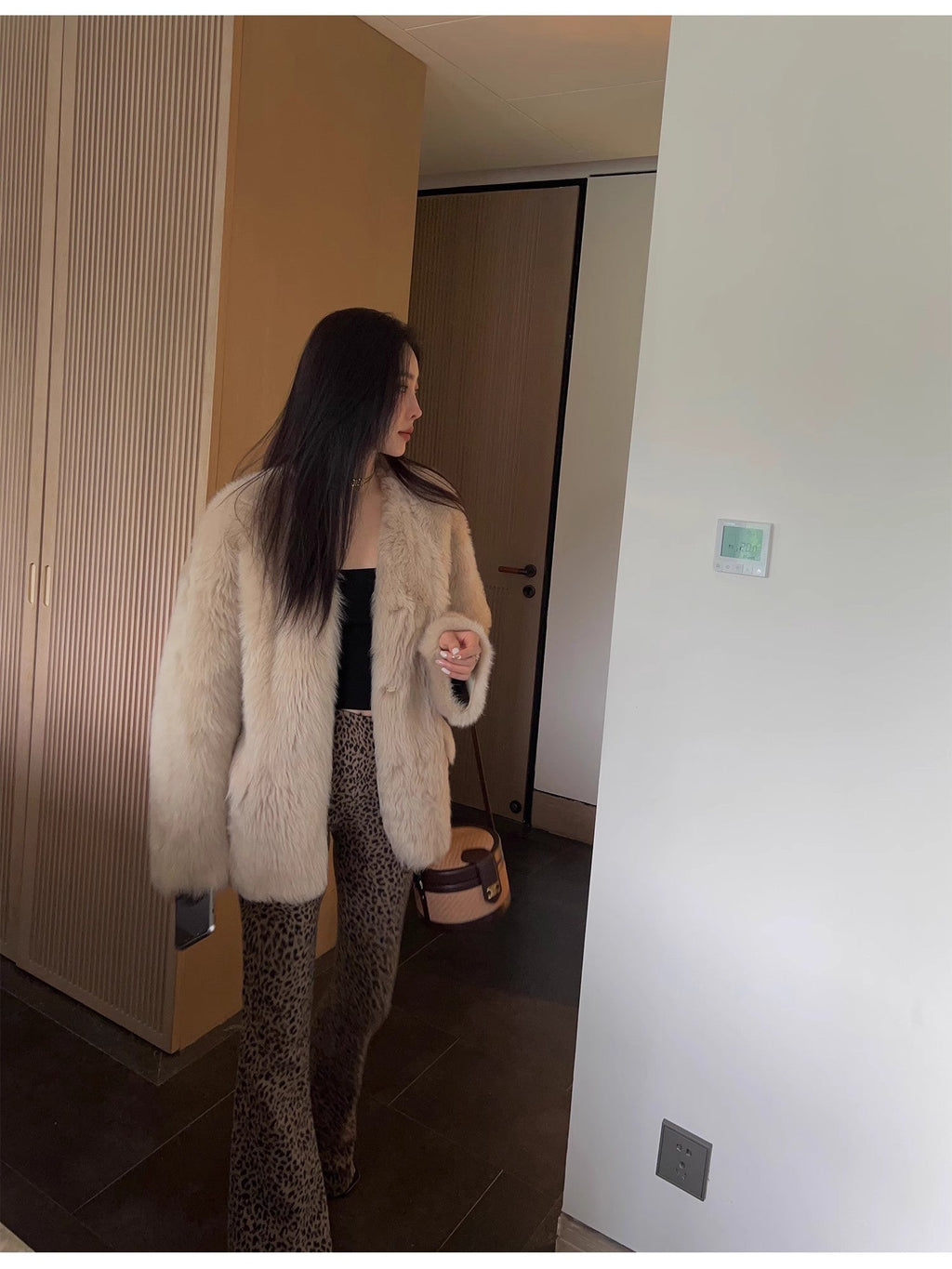 "Night in Paris" imported Tuscan sheepskin women's V-neck age-reducing lamb fur coat